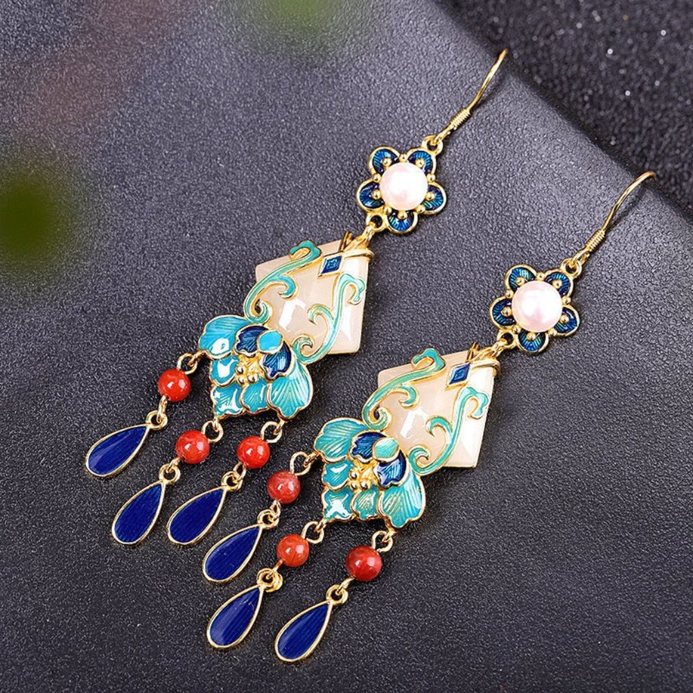 THE ROSALIN TASSEL EARRINGS - Picture 2 of 4